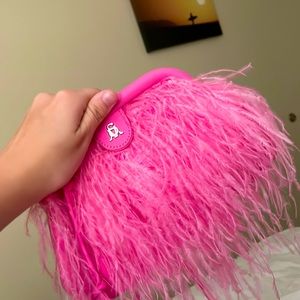 Steve Madden pink feather clutch hand purse